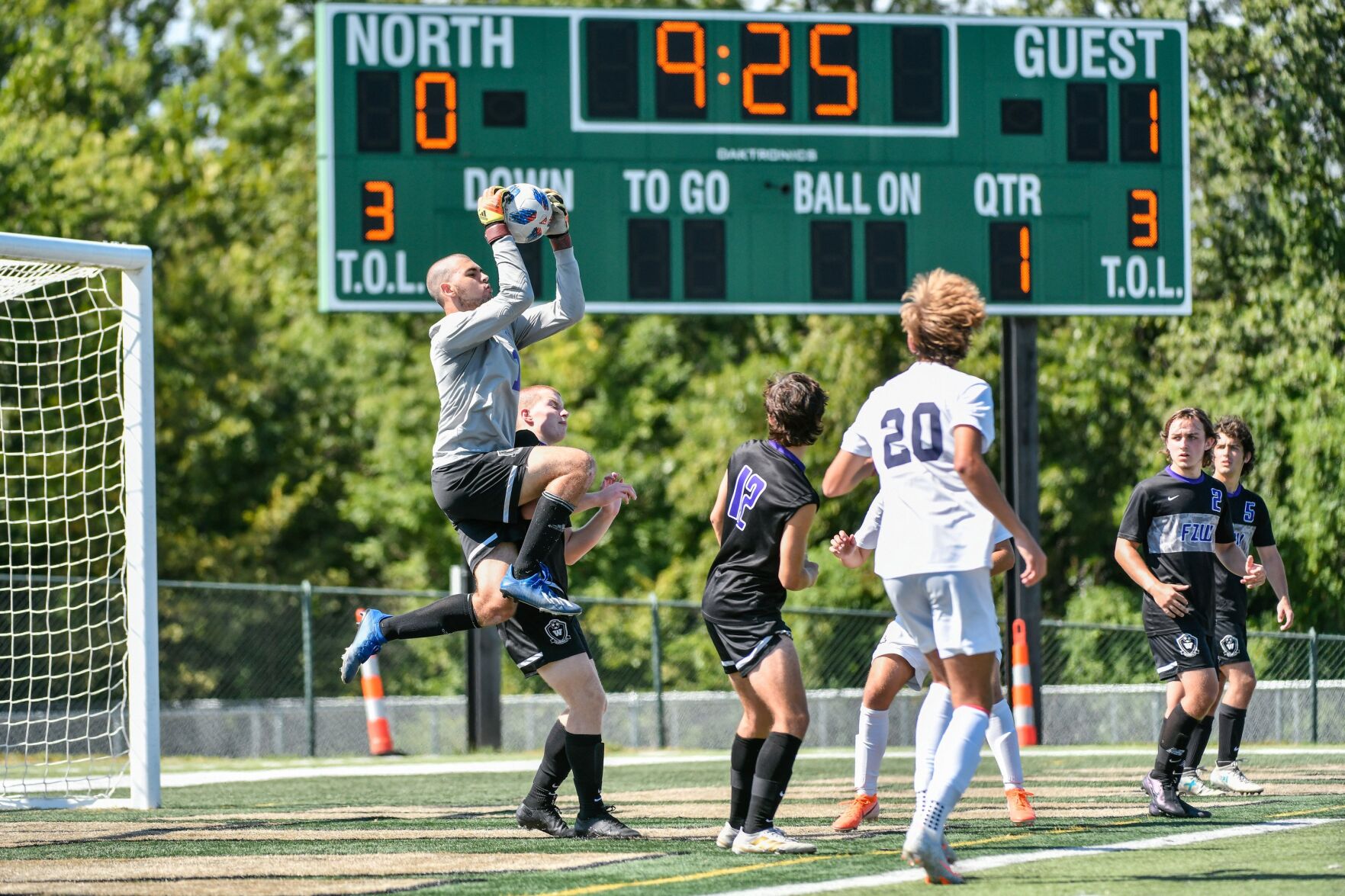 09/05/20 - Fort Zumwalt West vs Francis Howell Central